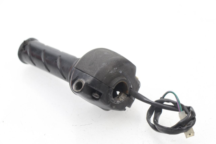 photo de RIGHT SWITCH PEUGEOT LOOXOR 50 (2001 - 2004) - Product overview