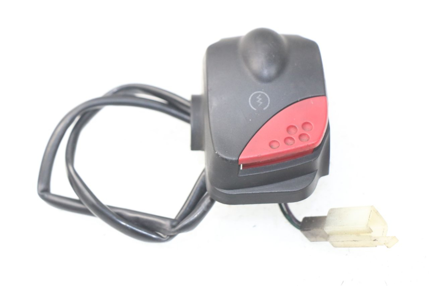 photo de RIGHT HANDLEBAR SWITCH PEUGEOT LUDIX 50 (2005 - 2007) - Main view