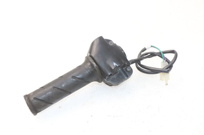 photo de RIGHT HANDLEBAR SWITCH PEUGEOT LUDIX 50 (2008 - 2017) - Alternative perspective