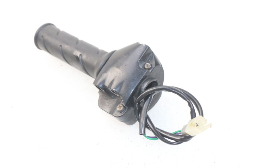 photo de RIGHT HANDLEBAR SWITCH PEUGEOT LUDIX 50 (2008 - 2017) - Technical close-up