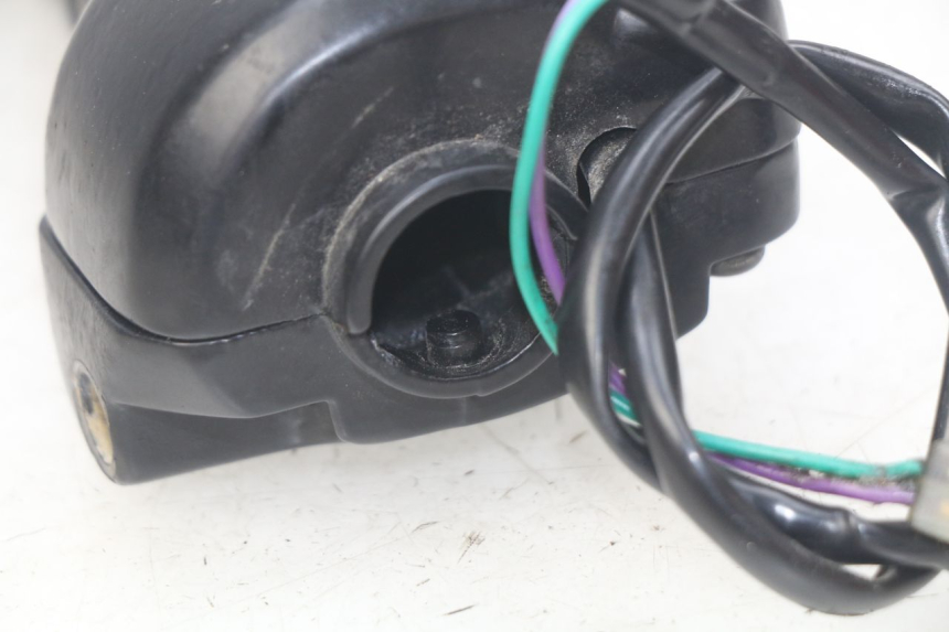 photo de RIGHT HANDLEBAR SWITCH PEUGEOT LUDIX 50 (2005 - 2007) - Component detail