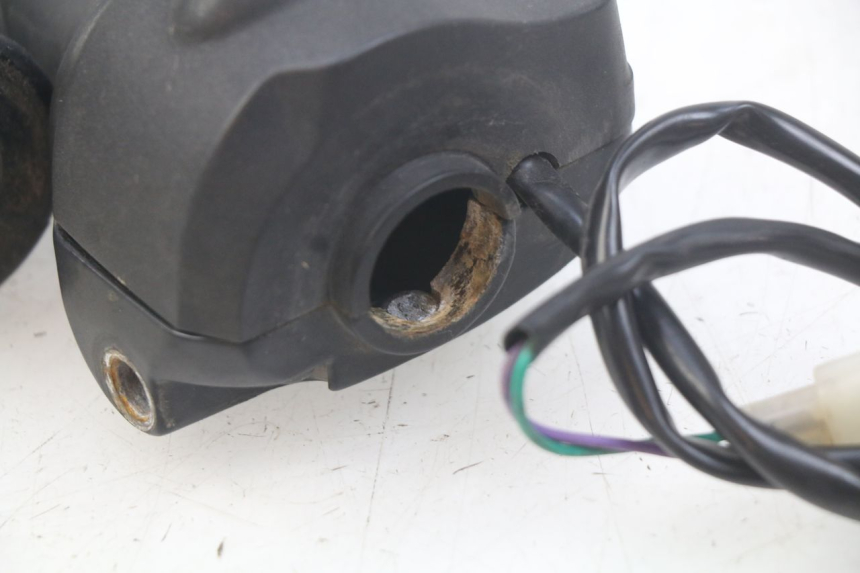 photo de RIGHT HANDLEBAR SWITCH PEUGEOT LUDIX 50 (2008 - 2017) - Technical close-up