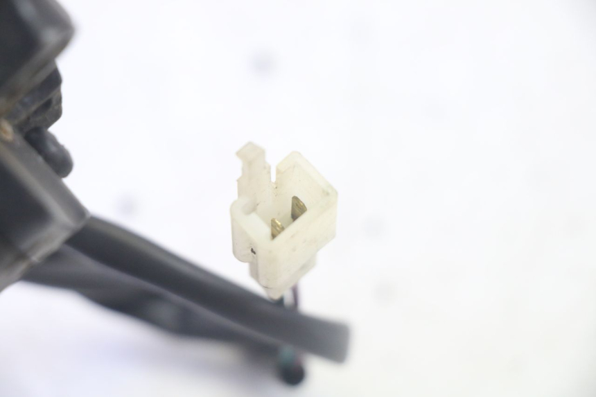 photo de RIGHT HANDLEBAR SWITCH PEUGEOT LUDIX 50 (2008 - 2017) - Surface and material condition