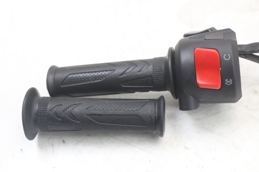 photo de RIGHT SWITCH MASAI SCRAMBLER SPORT 125 (2021 - 2025) - Product overview