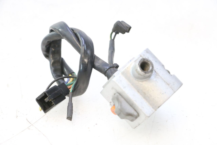 photo de RIGHT SWITCH SYM MIO 50 (2005 - 2010) - Markings and original references