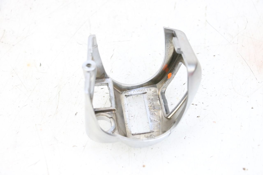 photo de RIGHT SWITCH PIAGGIO MP3 HPE 300 (2019 - 2026) - Zoom on usage condition