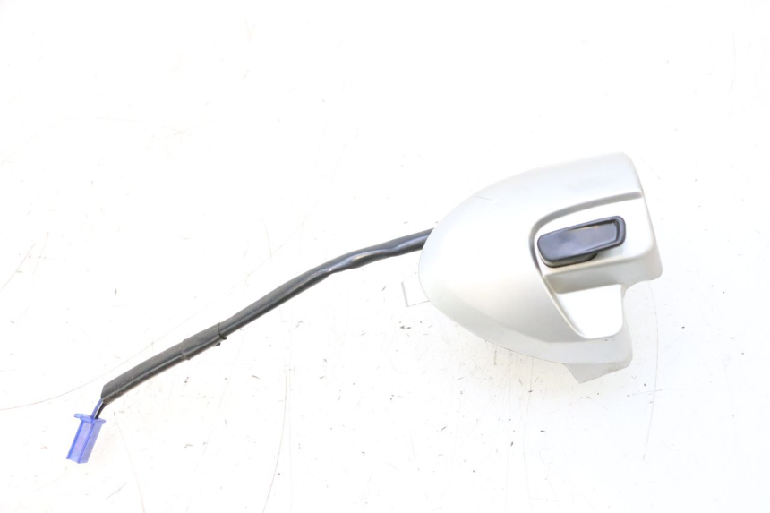 photo de RIGHT HANDLEBAR SWITCH YAMAHA NEOS NEO'S 4T 50 (2008 - 2016) - Main view