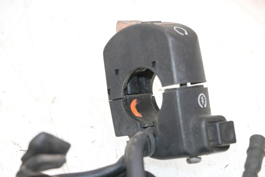 photo de RIGHT SWITCH HONDA NSR R 125 (1994 - 2003) - Zoom on usage condition