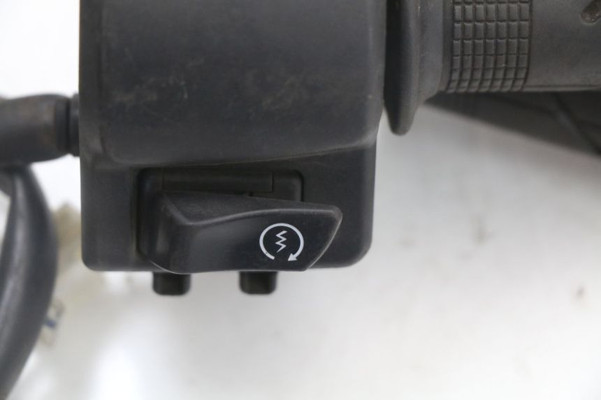 photo de RIGHT HANDLEBAR SWITCH HONDA PCX (JF47) 125 (2012 - 2013) - Product overview