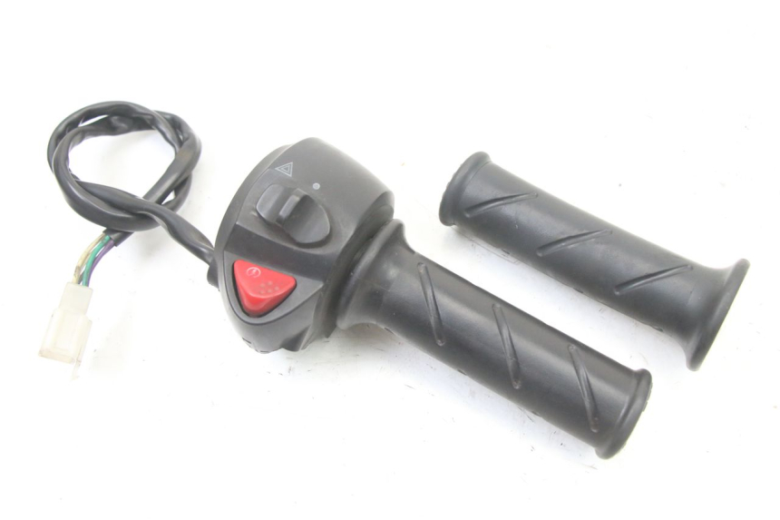 photo de RIGHT HANDLEBAR SWITCH PEUGEOT CITYSTAR 125 (2011 - 2017) - Main view