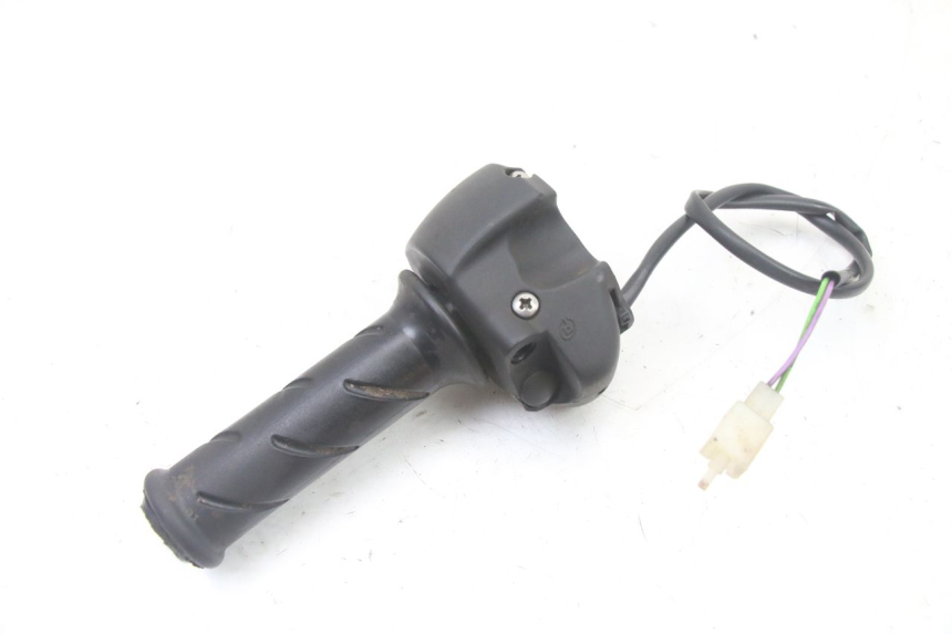 photo de RIGHT HANDLEBAR SWITCH PEUGEOT CITYSTAR 2T 50 (2018 - 2021) - Alternative perspective