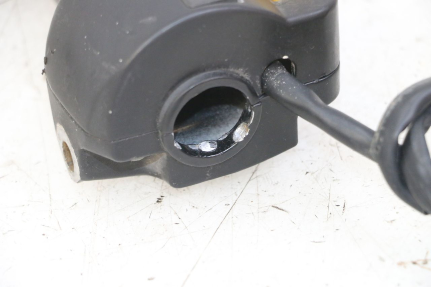 photo de RIGHT SWITCH PEUGEOT VIVACITY 125 (2010 - 2017) - Product overview