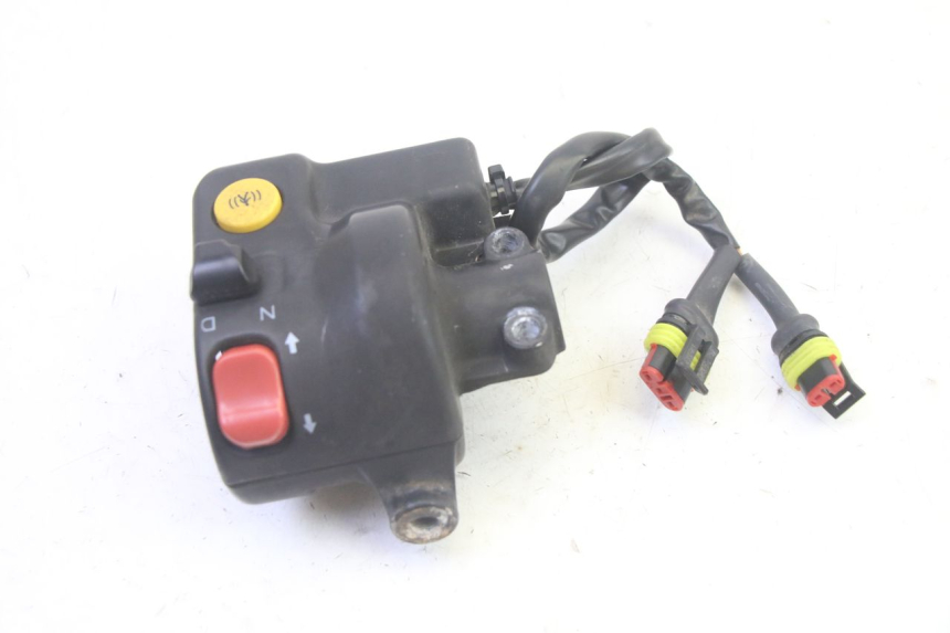 photo de RIGHT SWITCH LIGIER PULSE 3 1 (2014 - 2020) - Alternative perspective