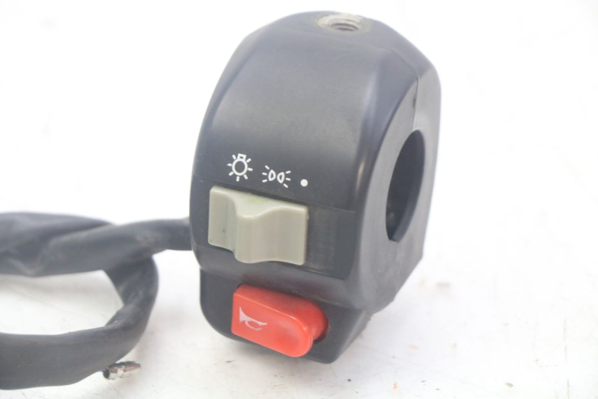 photo de RIGHT SWITCH DOLPHIN PYGMY 1 (2020 - 2024) - Zoom on usage condition