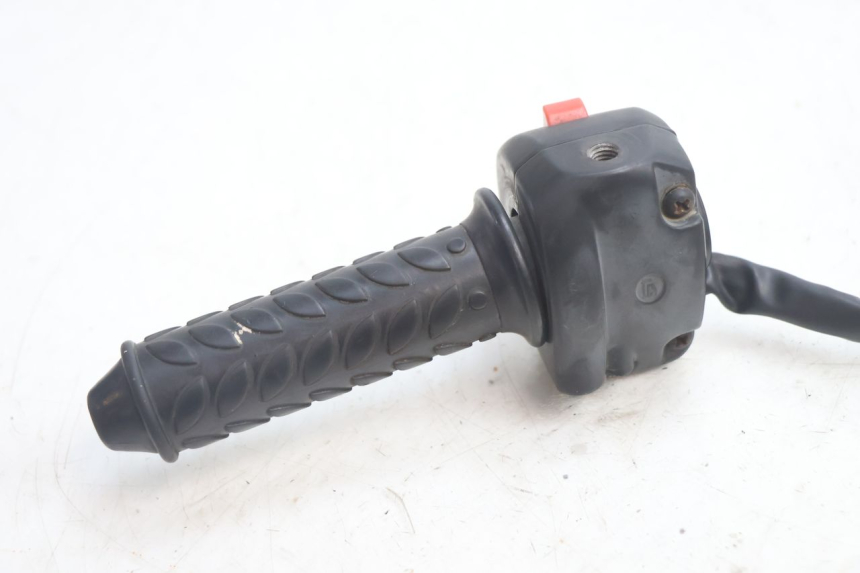photo de RIGHT SWITCH RAZZO QTR 50 (2011 - 2018) - Product overview