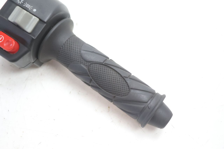photo de RIGHT SWITCH RIDE RACE GT 2T 50 (2012 - 2017) - Zoom on usage condition