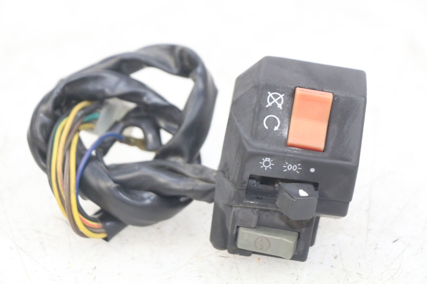 photo de RIGHT HANDLEBAR SWITCH YAMASAKI RAPTOR 50 (2013 - 2018) - Main view