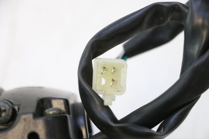 photo de RIGHT SWITCH ORCAL RAPTOR 50 (2015 - 2021) - Zoom on usage condition