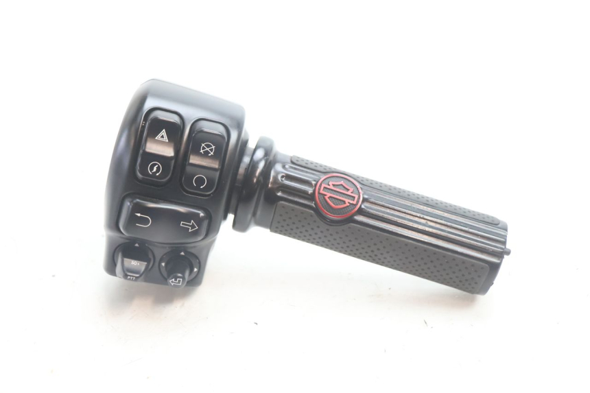 photo de RIGHT SWITCH HARLEY DAVIDSON ROAD GLIDE FLTRXSE 1920 (2018 - 2022) - Main view