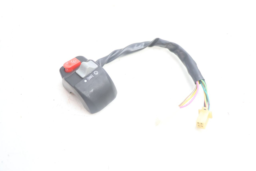 photo de RIGHT SWITCH TNT MOTOR ROMA 12' 2T 50 (2007 - 2018) - Zoom on usage condition