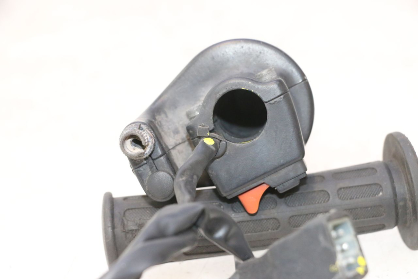 photo de RIGHT SWITCH MZ RT 125 (2000 - 2008) - Zoom on usage condition