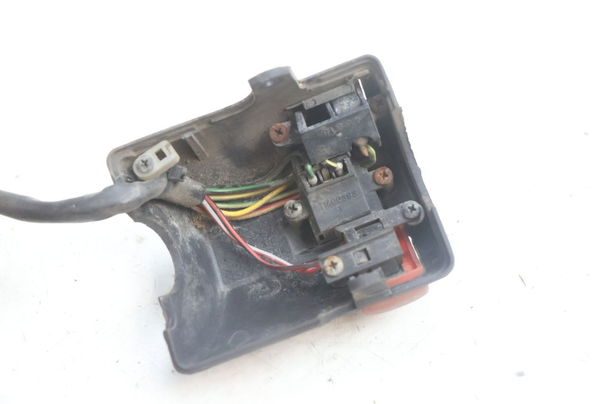 photo de RIGHT SWITCH APRILIA SCARABEO GT 125 (1999 - 2007) - Product overview