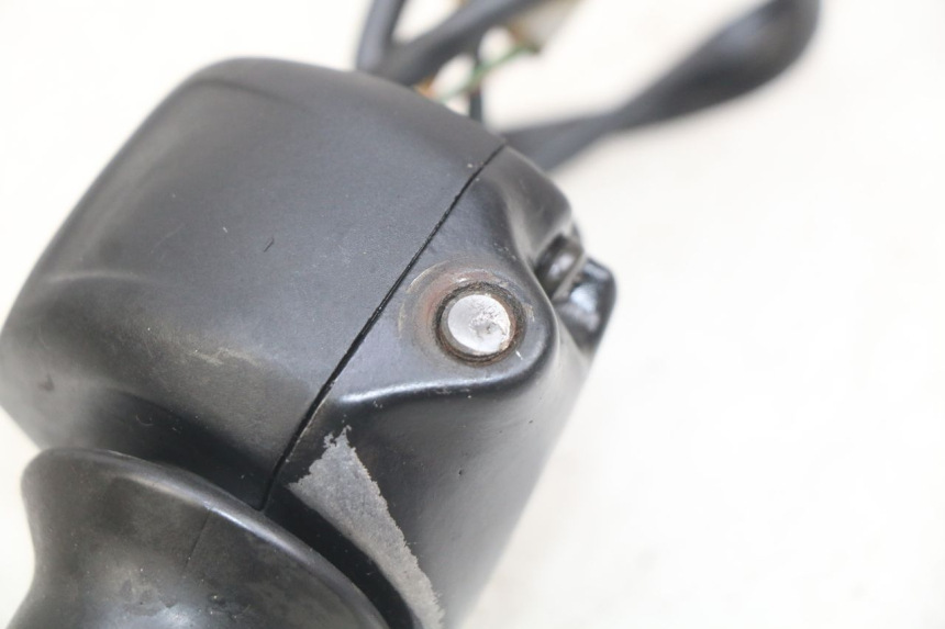 photo de RIGHT HANDLEBAR SWITCH APRILIA SCARABEO 100 (2003 - 2012) - Component detail