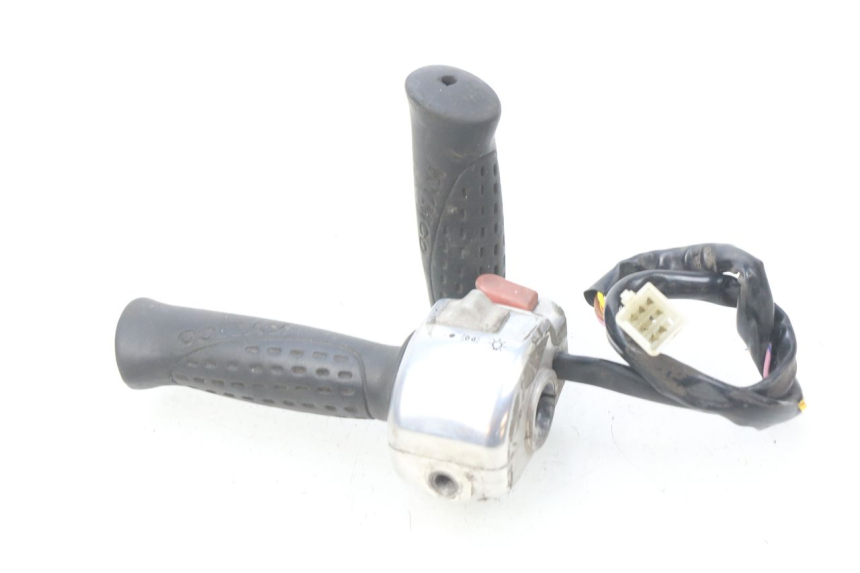 photo de RIGHT SWITCH KYMCO SENTO 50 (2008 - 2013) - Product overview