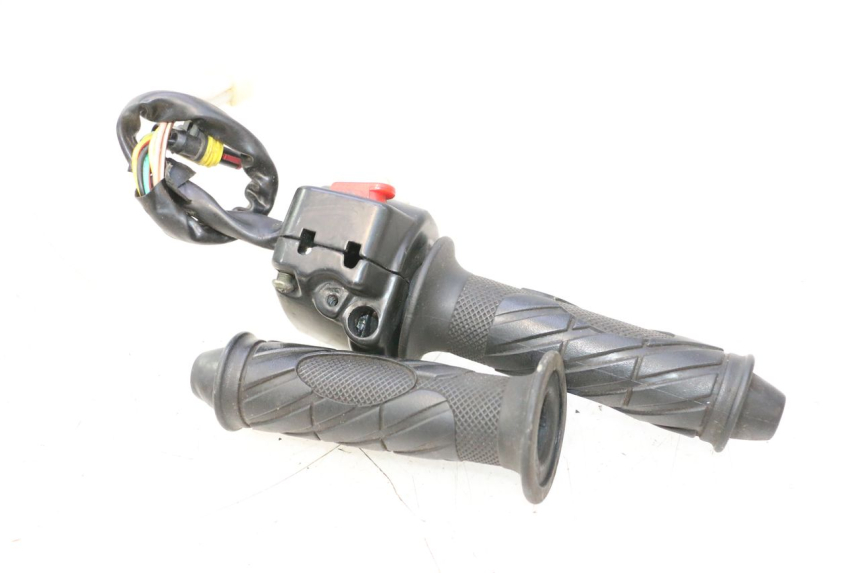 photo de RIGHT SWITCH RIDE SLASH 2T 50 (2012 - 2014) - Zoom on usage condition