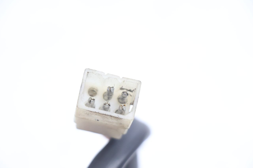 photo de RIGHT HANDLEBAR SWITCH PEUGEOT SPEEDFIGHT LC 50 (1996 - 2002) - Surface and material condition