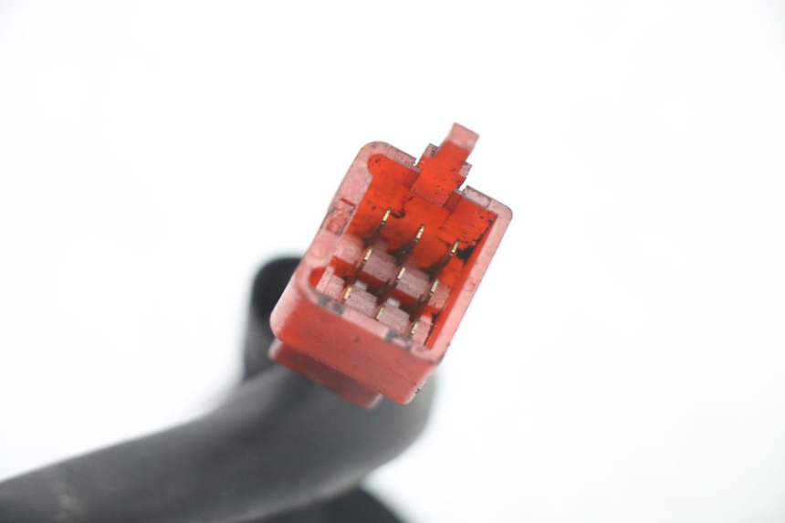 photo de RIGHT SWITCH HONDA ST PAN EUROPEAN 1300 (2002 - 2013) - Surface and material condition