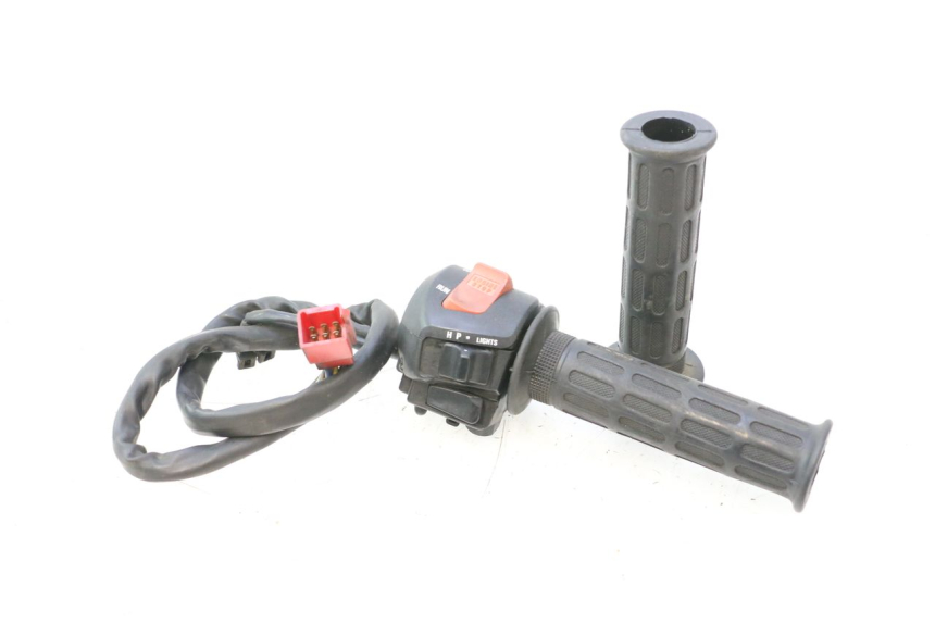 photo de RIGHT SWITCH HONDA ST PAN EUROPEAN 1100 (1990 - 2002) - Main view