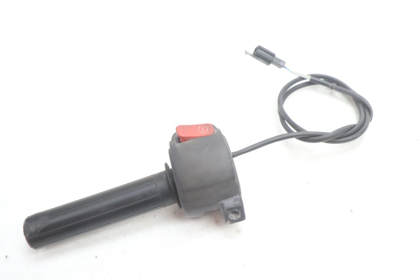 photo de RIGHT HANDLEBAR SWITCH MBK STUNT NAKED 50 (2004 - 2018) - Alternative perspective