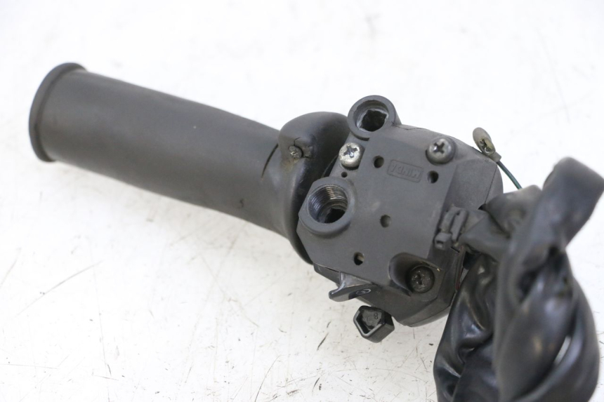 photo de RIGHT SWITCH SUZUKI BURGMAN 125 (2015 - 2017) - Product overview