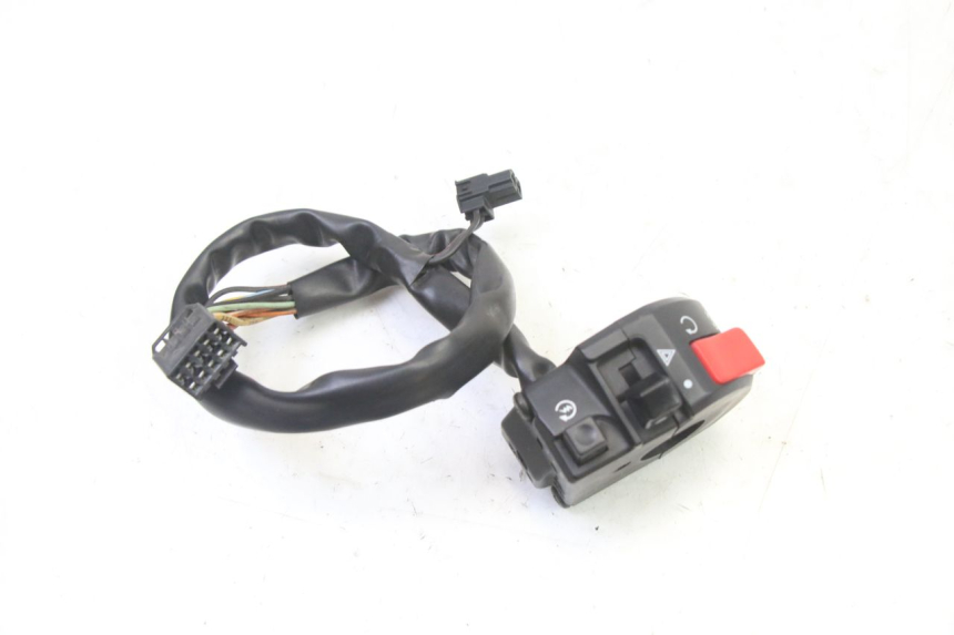 photo de RIGHT SWITCH SUZUKI SV S 650 (2003 - 2009) - Alternative perspective