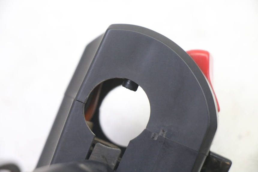 photo de RIGHT SWITCH SUZUKI SV S 650 (2003 - 2009) - Product overview