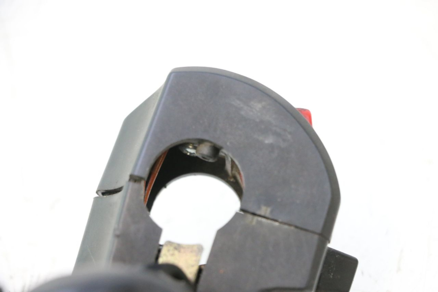 photo de RIGHT SWITCH SUZUKI SV S 650 (2003 - 2009) - Zoom on usage condition