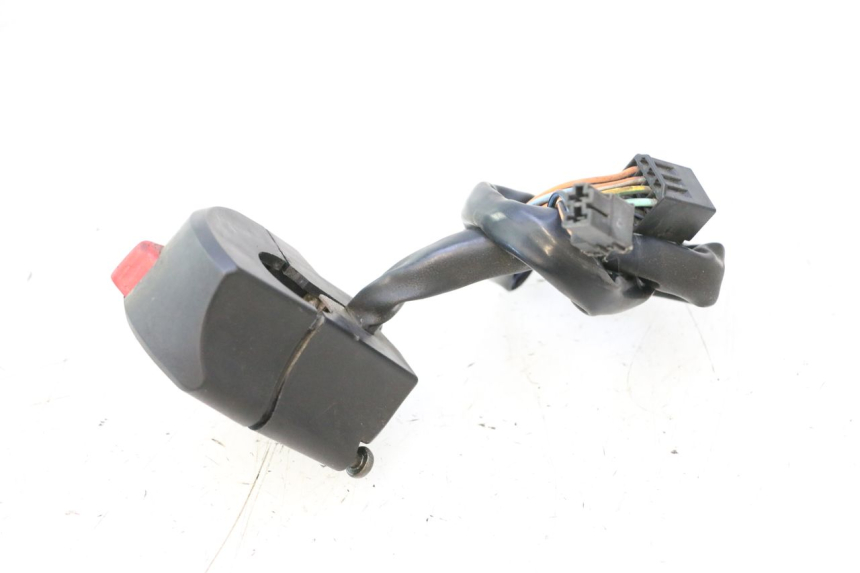 photo de RIGHT SWITCH SUZUKI SV S 650 (2003 - 2009) - Fixing points details