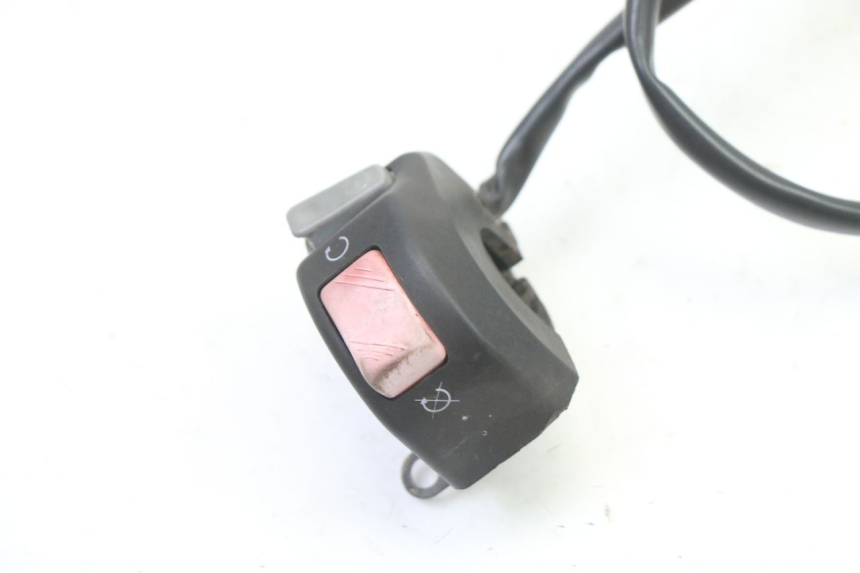 photo de RIGHT SWITCH YAMAHA TDR DELTABOX 125 (1997 - 2003) - Alternative perspective