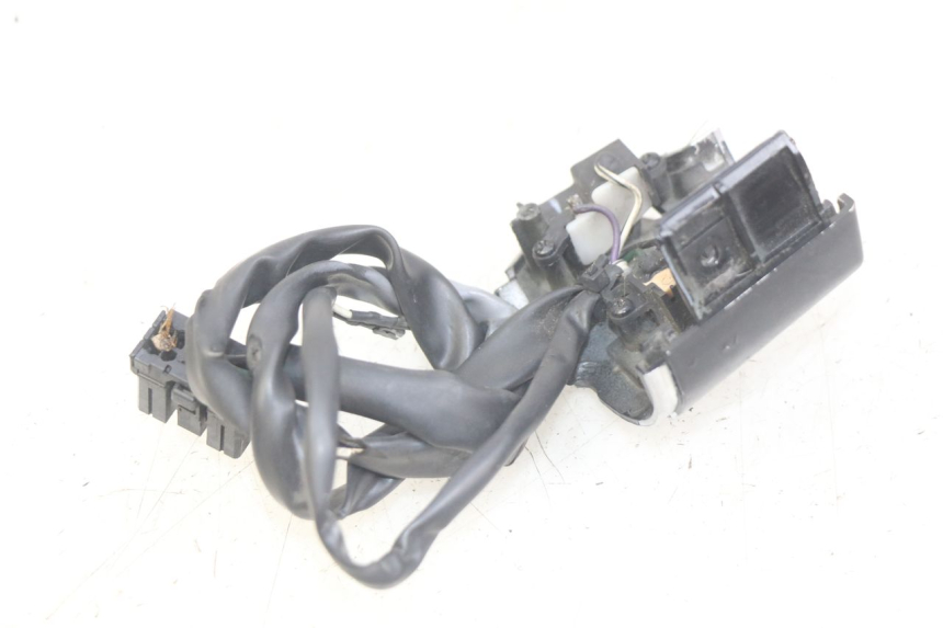 photo de RIGHT HANDLEBAR SWITCH PIAGGIO VESPA SPRINT 2T 50 (2014 - 2018) - Component detail