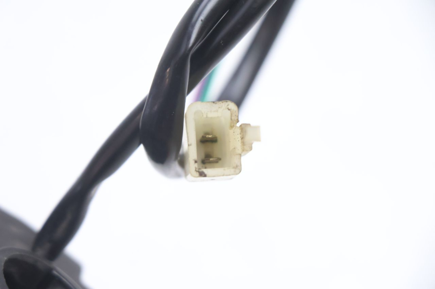 photo de RIGHT HANDLEBAR SWITCH PEUGEOT VIVACITY 50 (2004 - 2009) - Fixing points details