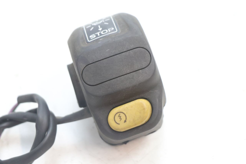 photo de RIGHT HANDLEBAR SWITCH PEUGEOT VIVACITY 50 (2004 - 2009) - Component detail