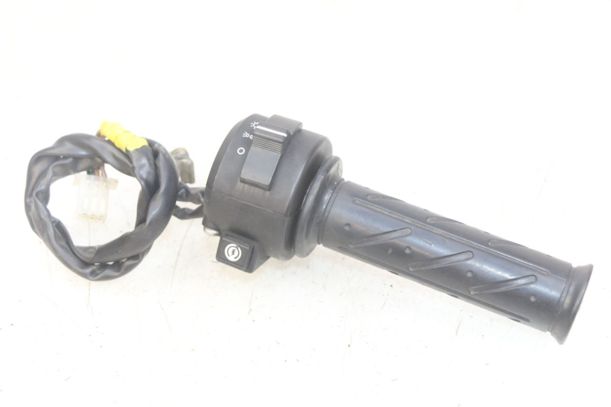 photo de RIGHT HANDLEBAR SWITCH DAELIM VJ ROADWIN FI 125 (2008 - 2017) - Main view