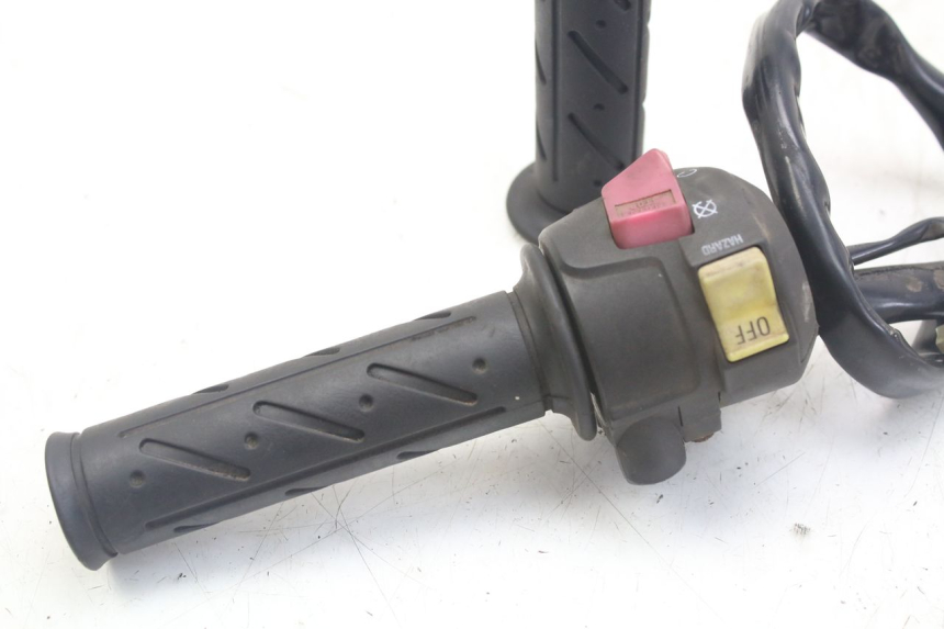 photo de RIGHT SWITCH KYMCO X-CITING XCITING 400 (2014 - 2018) - Alternative perspective