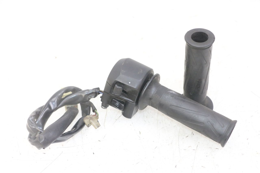 photo de RIGHT HANDLEBAR SWITCH YAMAHA X-MAX XMAX 125 (2010 - 2013) - Main view