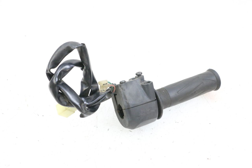 photo de RIGHT HANDLEBAR SWITCH YAMAHA X-MAX XMAX 125 (2010 - 2013) - Technical close-up