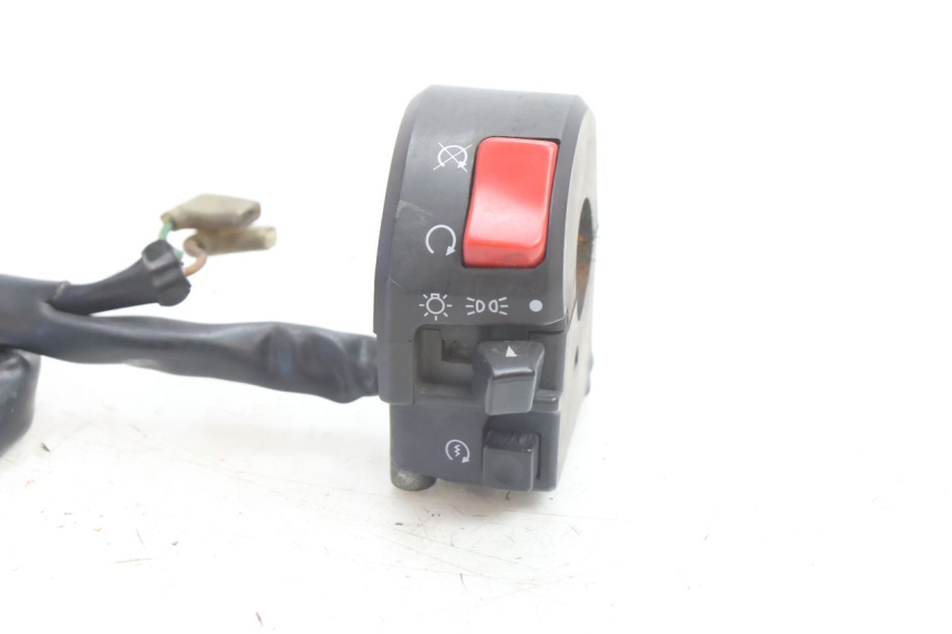 photo de RIGHT SWITCH YAMAHA XJR 1300 (1998 - 2002) - Component detail