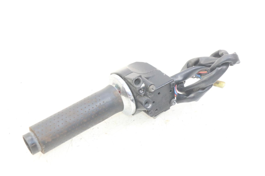 photo de RIGHT SWITCH YAMAHA XV VIRAGO 750 (1984 - 1998) - Component detail
