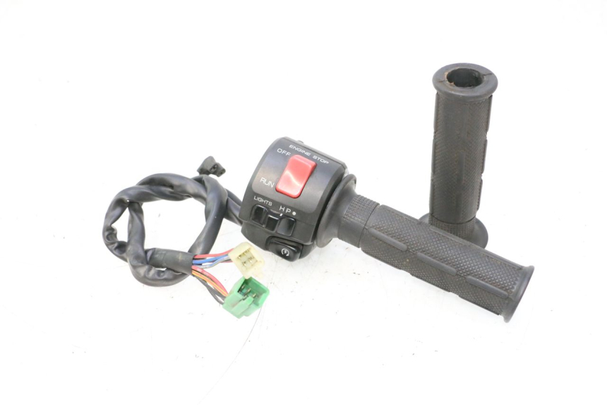 photo de RIGHT SWITCH KAWASAKI ZX-6R ZX6R 600 (1995 - 1997) - Main view