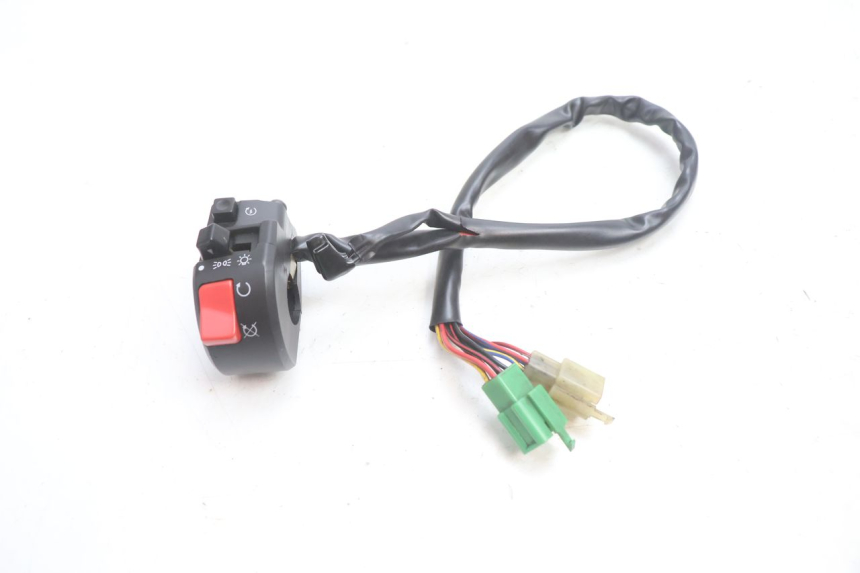 photo de RIGHT SWITCH KAWASAKI ZX-6R ZX6R 600 (2000 - 2002) - Zoom on usage condition